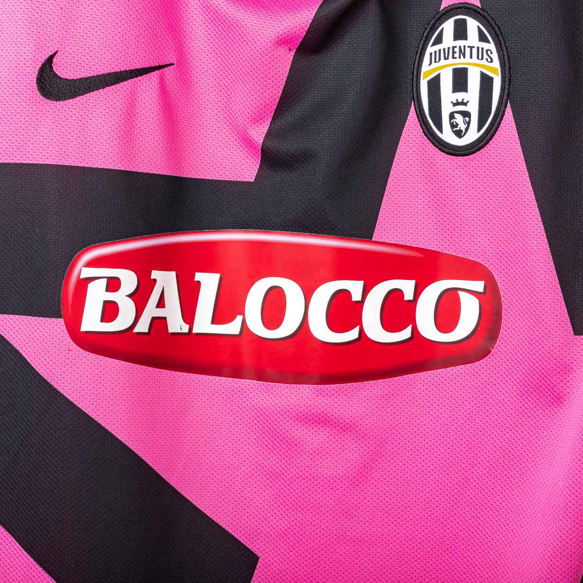 Juventus Nike Balocco Pirlo 21 2011/2012 Away Shirt