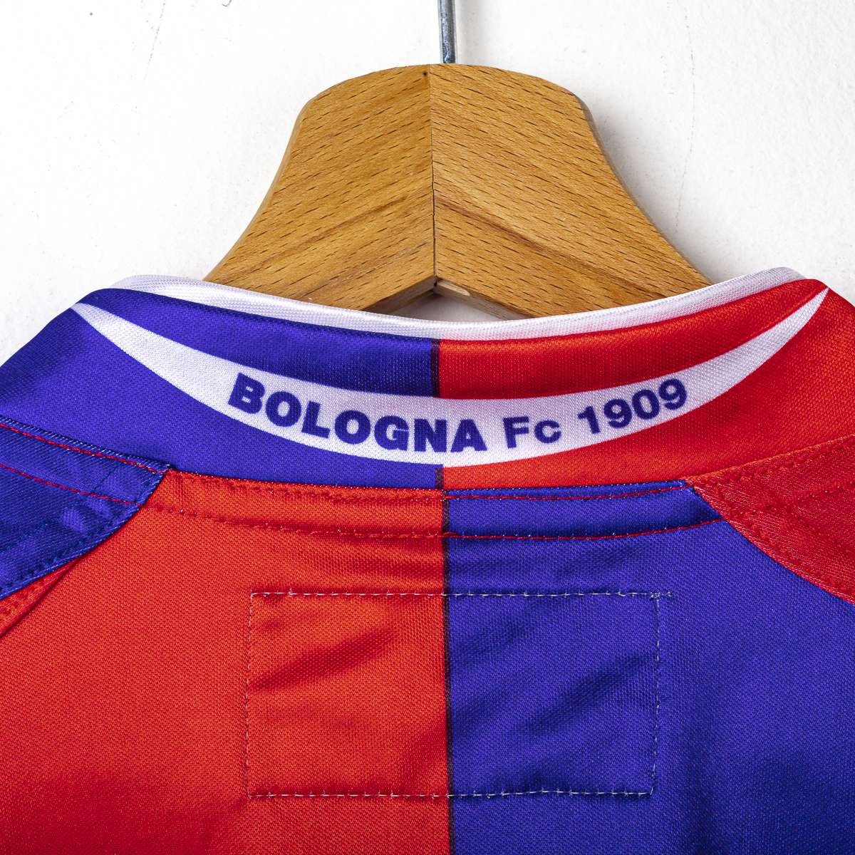 Bologna Macron Amica Chips 2004/2005 Home Shirt