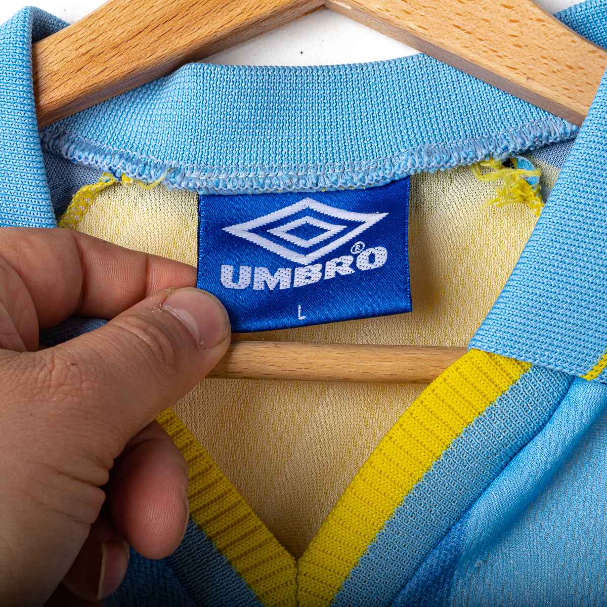 Chelsea Umbro Coors Zola 25 Away Shirt 1996/1997