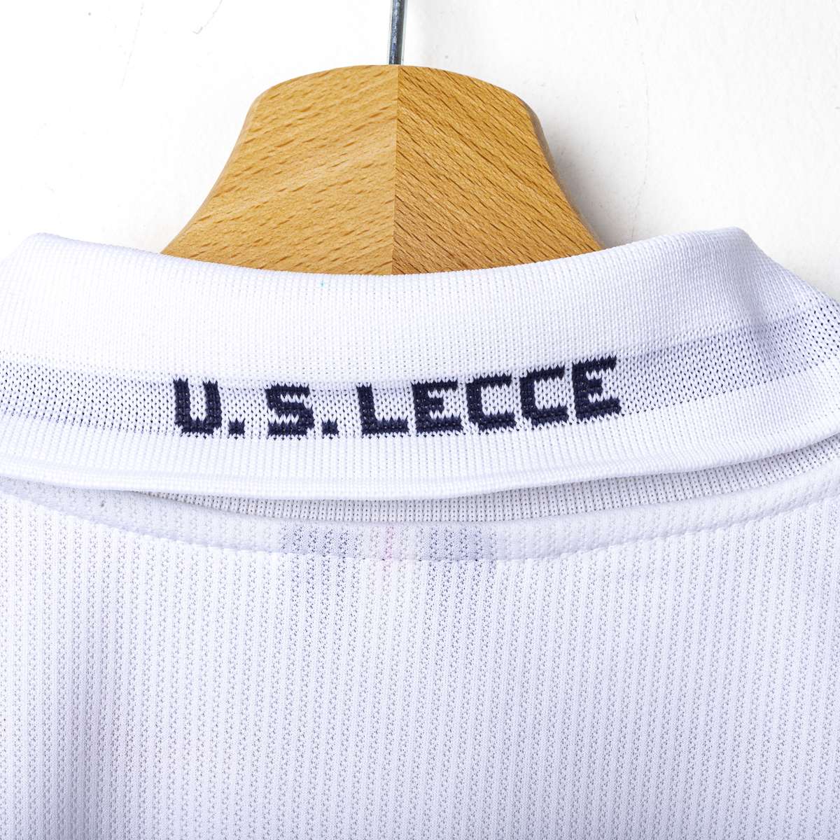 Lecce Away Shirt Asics Banca 121 2001/2002