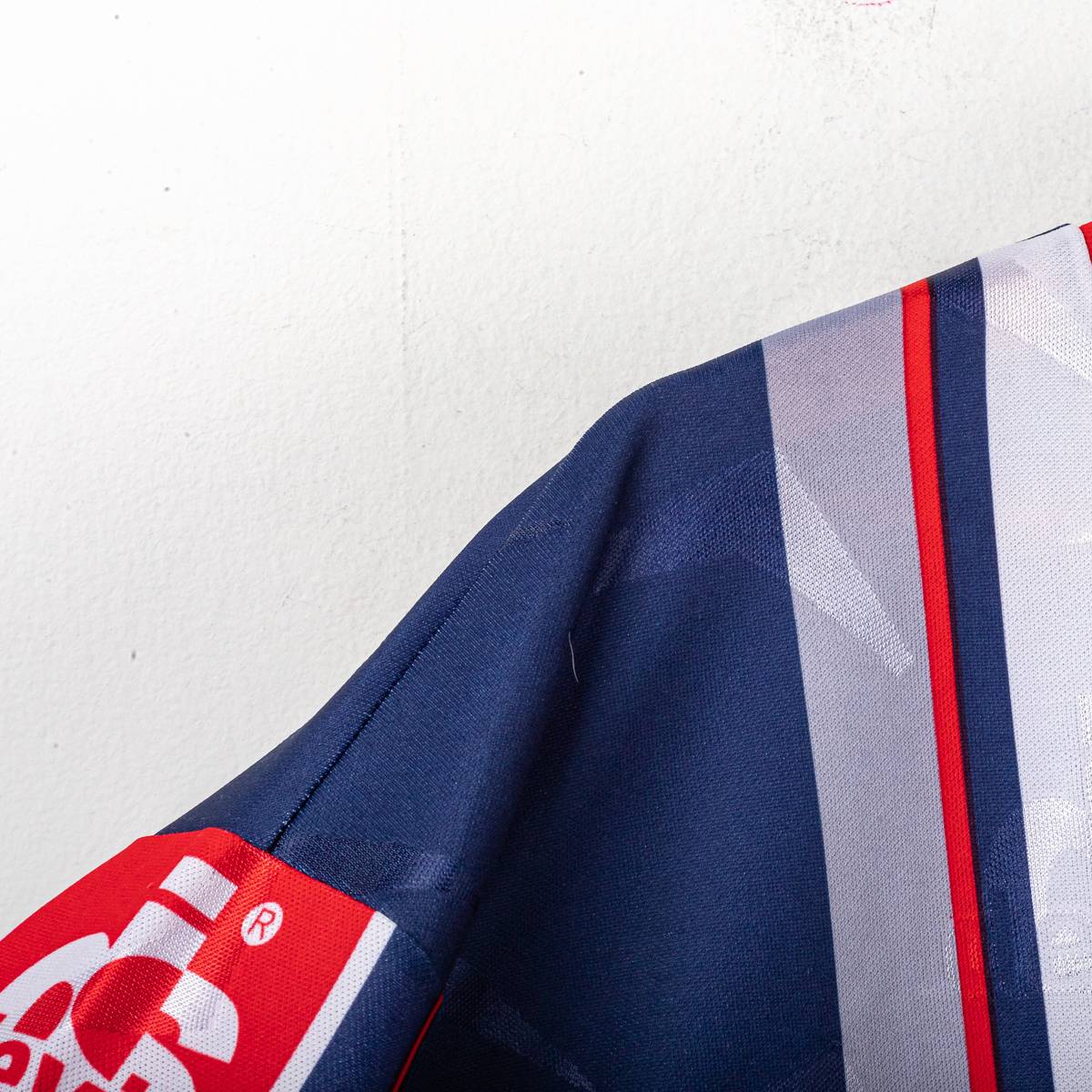 T-shirt allenamento crotone devis 1998/1999