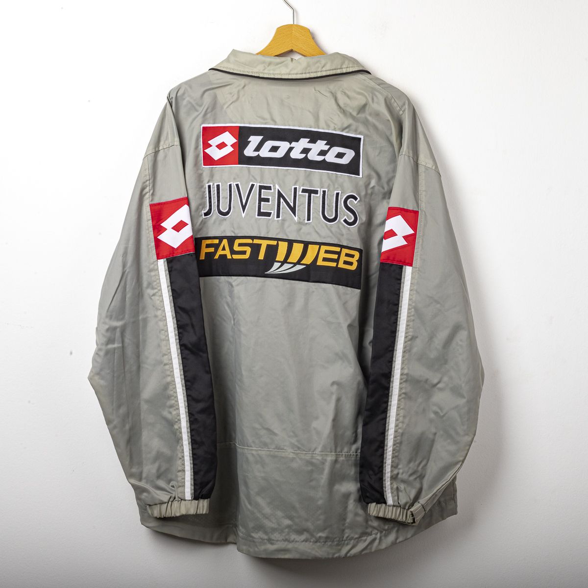 Giacca grigia juventus lotto fastweb 2002/2003