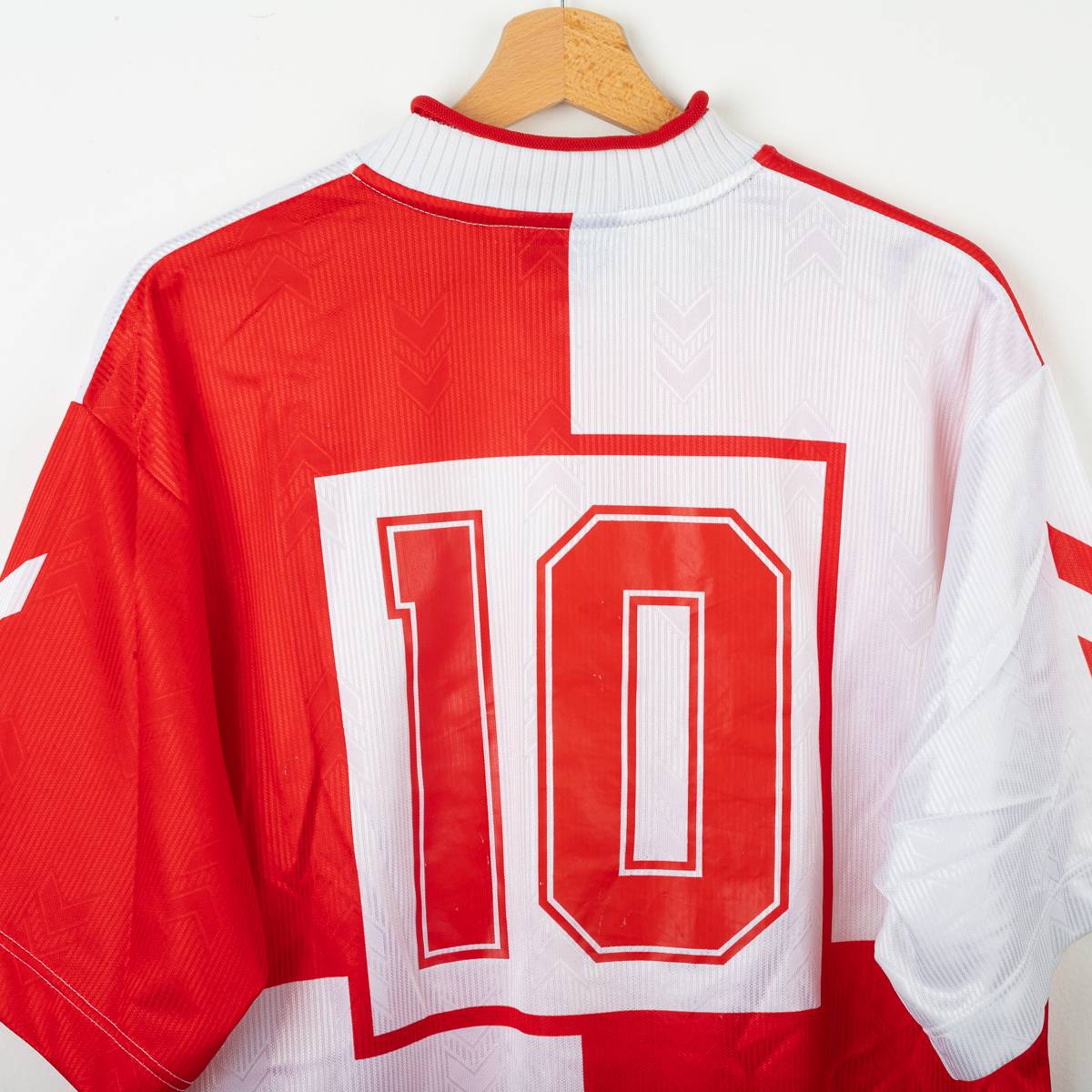 Maglia e pantaloncini Home Hummel Rimini 10 2004/2005