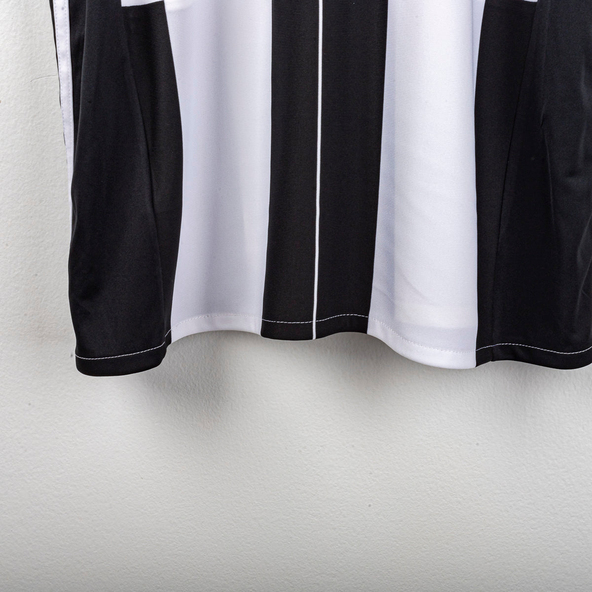 Maglia Home Juventus Adidas Jeep Higuain 9 2017/2018