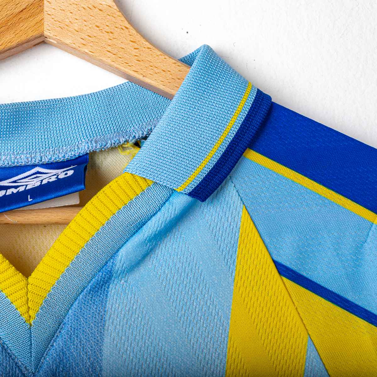 Chelsea Umbro Coors Zola 25 Away Shirt 1996/1997