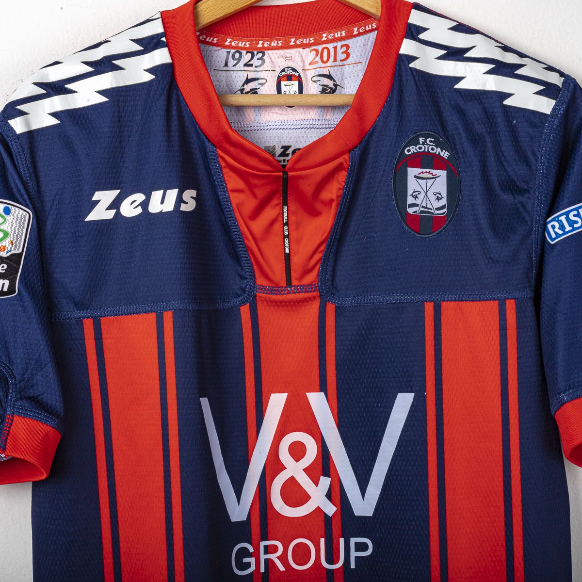 Maglia home Crotone Zeus De Giorgio 10 2013/2014