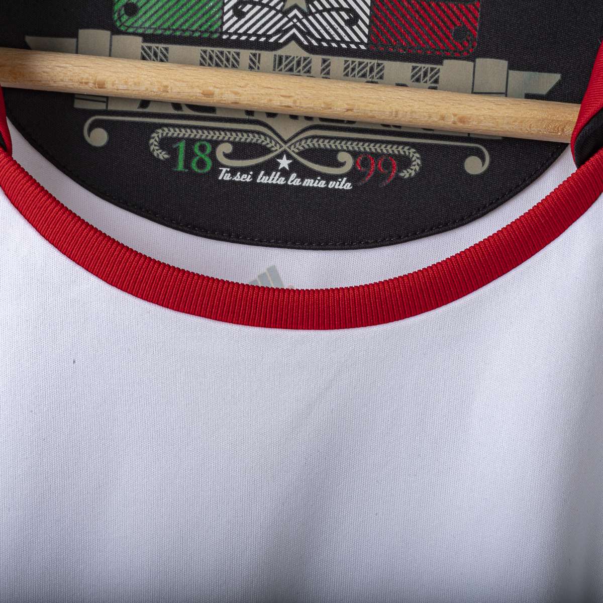 Milan Away Adidas Ronaldinho 80 UEFA Shirt 2010/2011