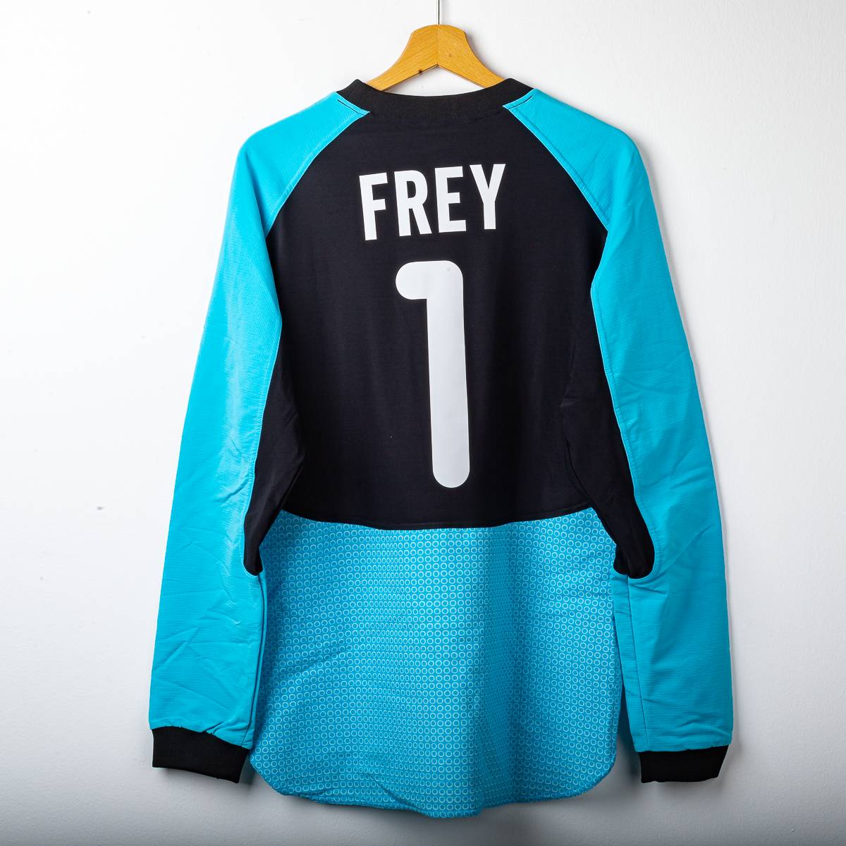Inter Nike Frey 1 Goalkeeper Jersey 2000/2001