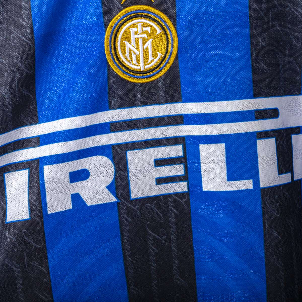 Maglia Home Inter Umbro Pirelli Zanetti n4 1996/1997