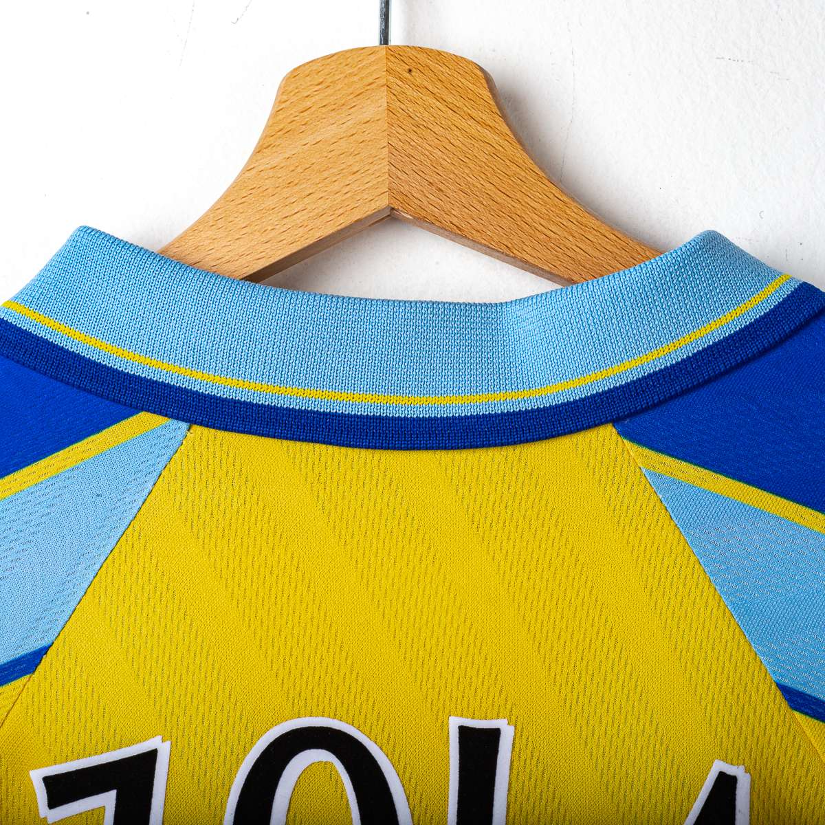 Chelsea Umbro Coors Zola 25 Away Shirt 1996/1997