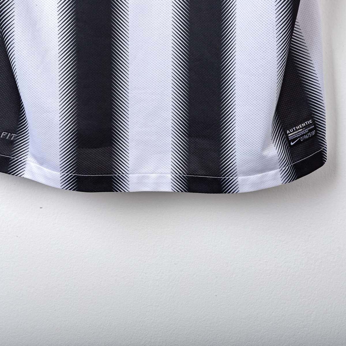 Juventus Nike Matri 32 2011/2012 Home Shirt