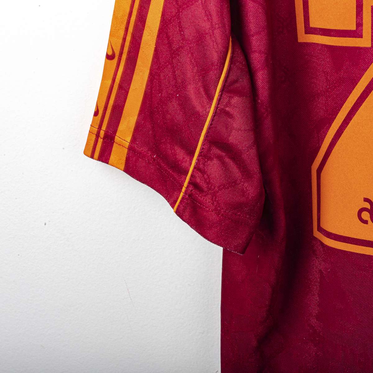 Roma Asics Ina Totti 20 1995/1996 Home Shirt