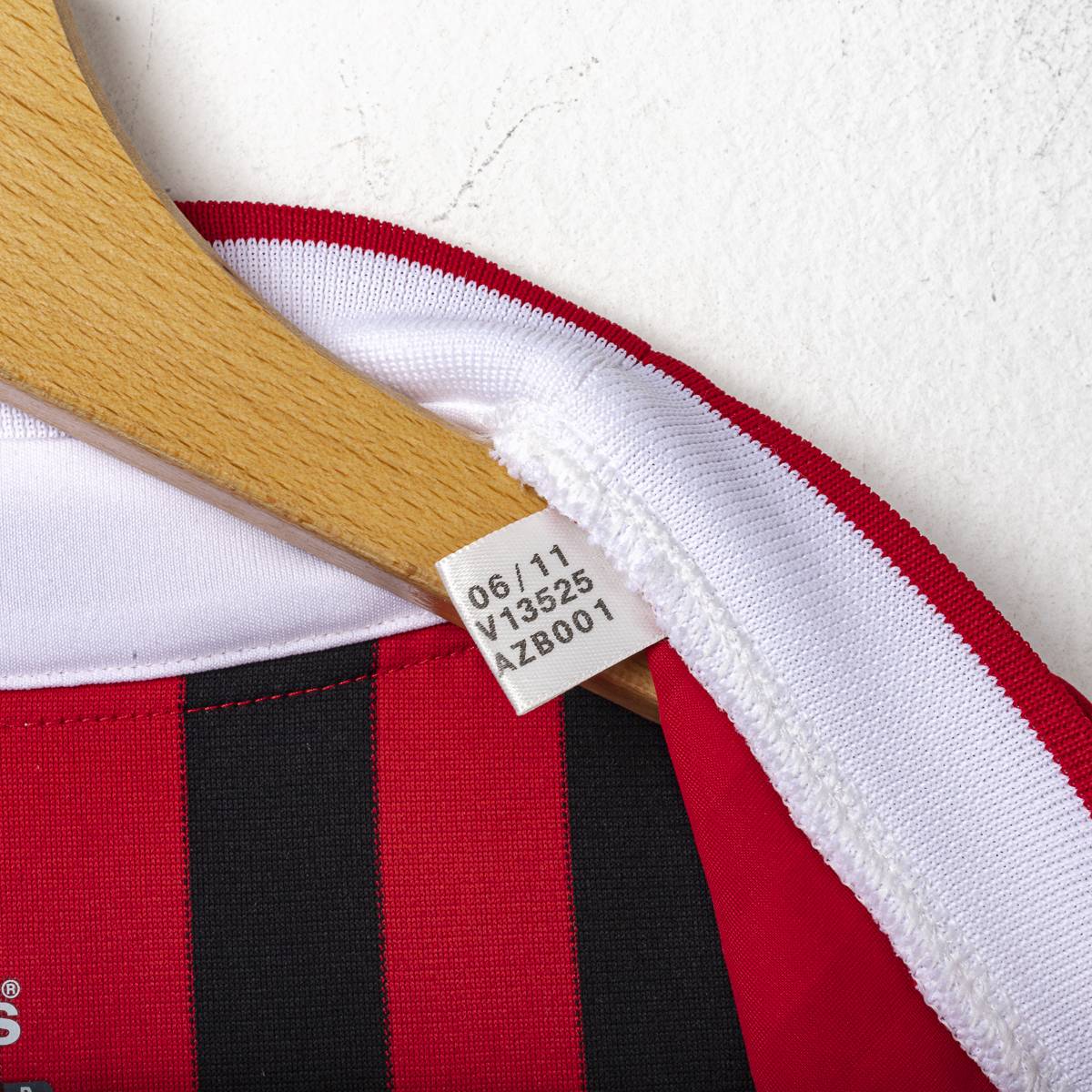 maglia home milan Adidas Nesta 13 2011/2012 79x51