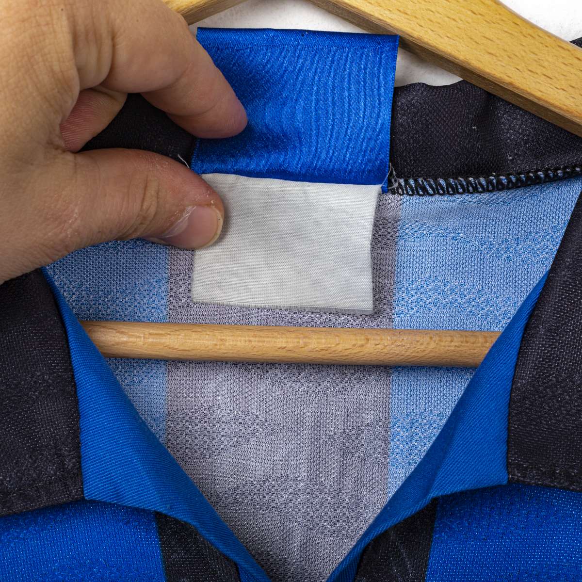 Inter Umbro Pirelli Zanetti 4 1996/1997 Home Shirt