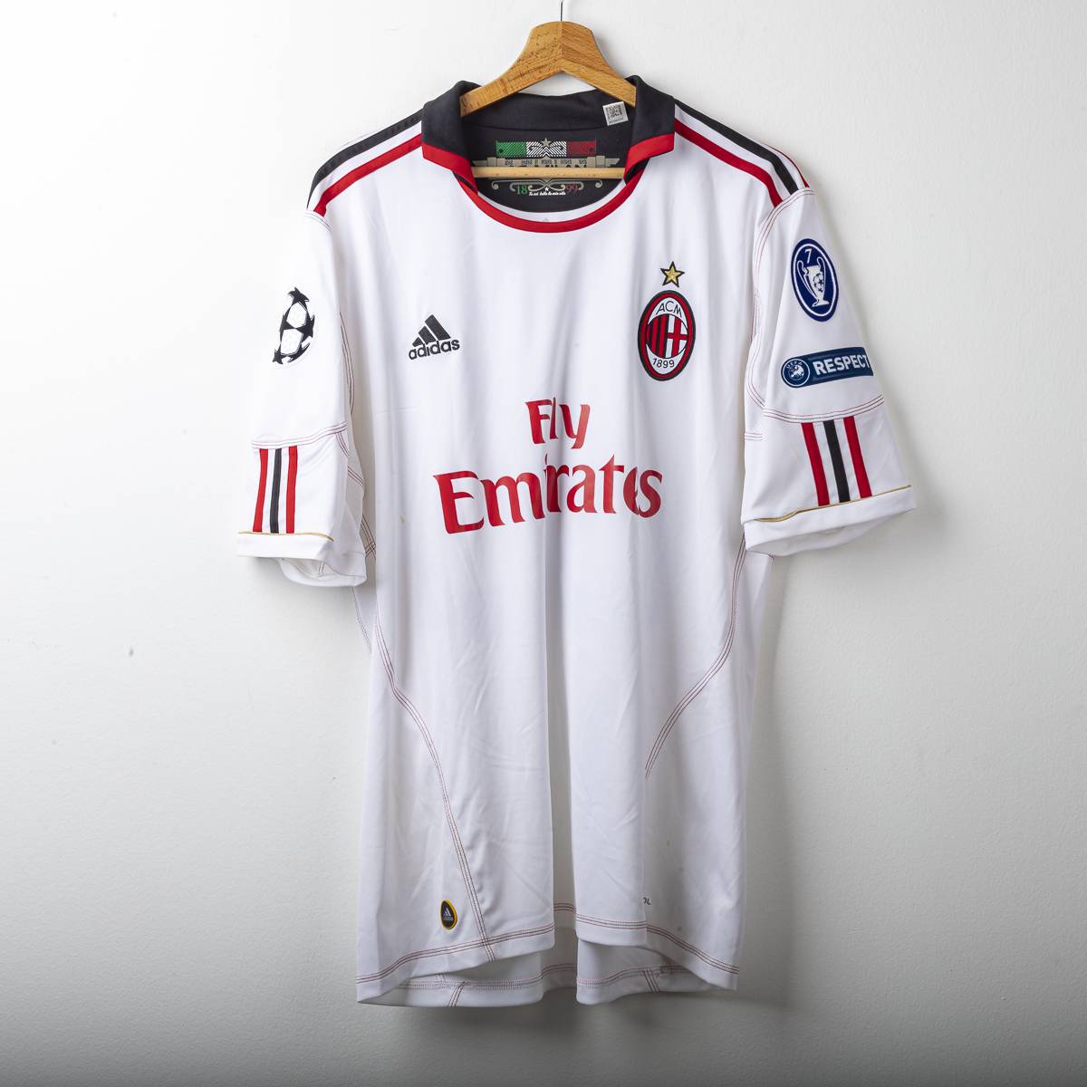 Milan Away Adidas Ronaldinho 80 UEFA Shirt 2010/2011