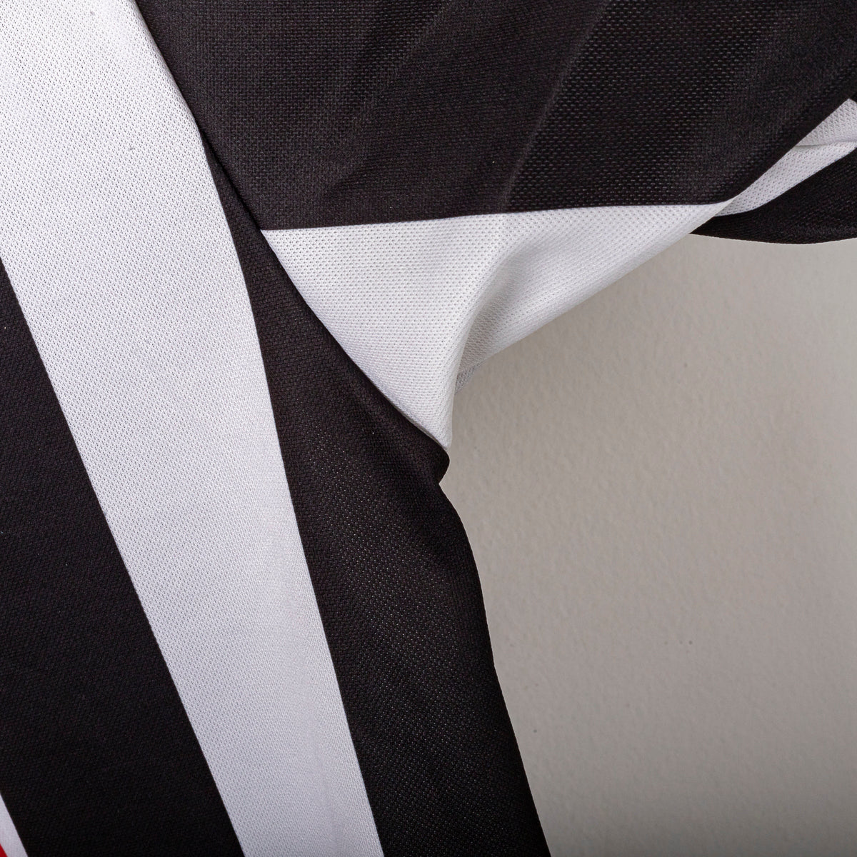 1998/1999 Juventus Champions Jersey Kappa Tacchinardi 20