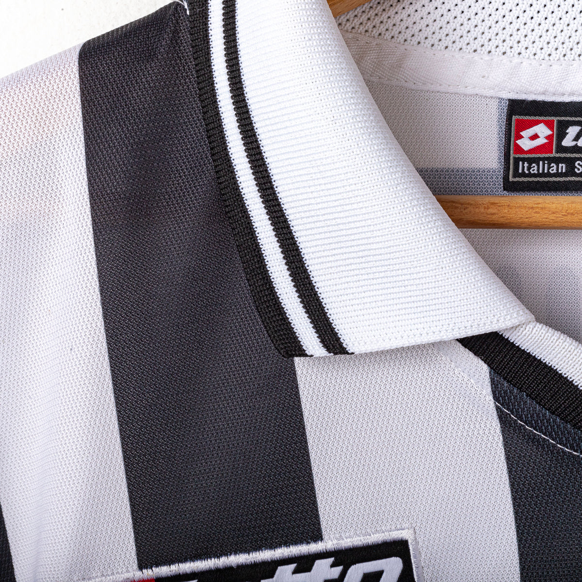 2001/2002 juventus lotto tacchinardi 20 ls home jersey