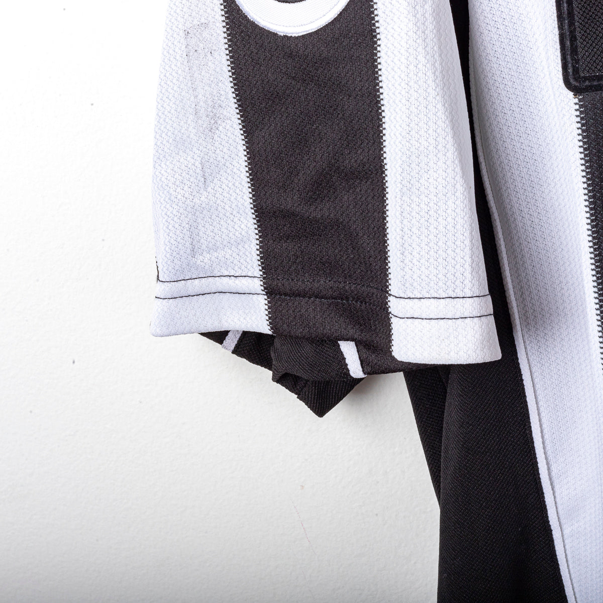 2002/2003 juventus lotto baiocco 20 home jersey