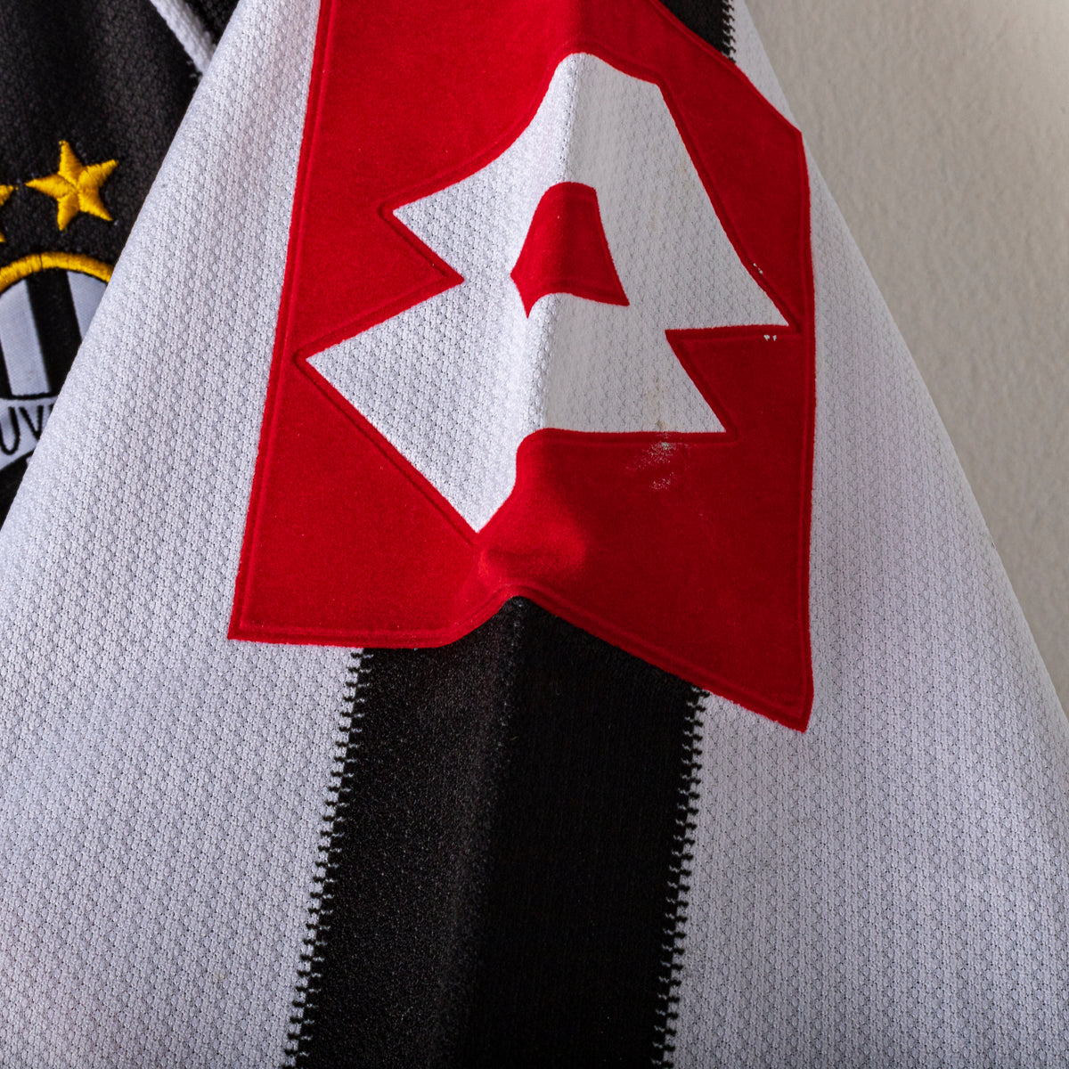 2002/2003 juventus lotto baiocco 20 home jersey