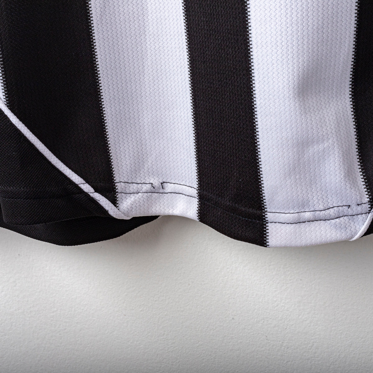 2002/2003 juventus lotto baiocco 20 home jersey