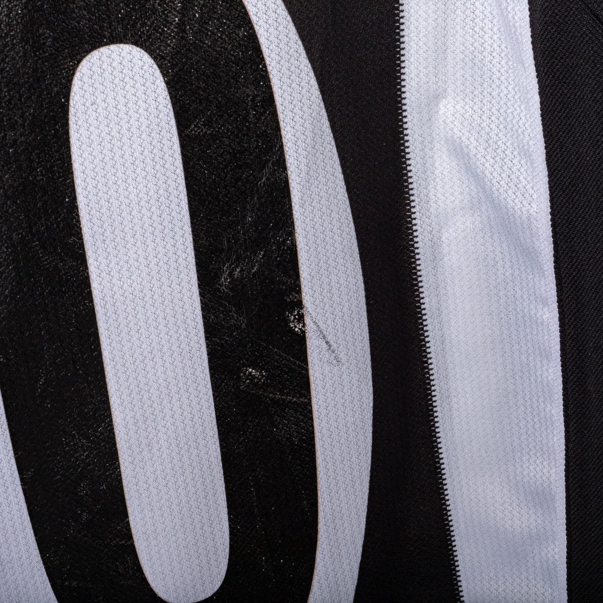 2002/2003 juventus lotto baiocco 20 home jersey