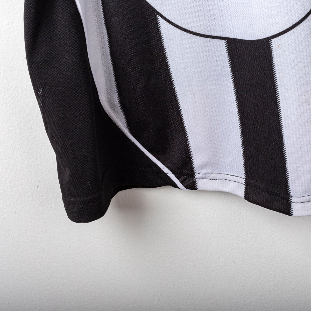 2002/2003 juventus lotto baiocco 20 home jersey