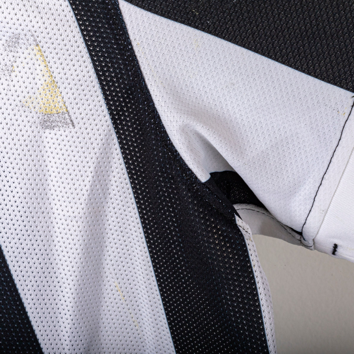 2009/2010 juventus nike cannavaro 5 home jersey