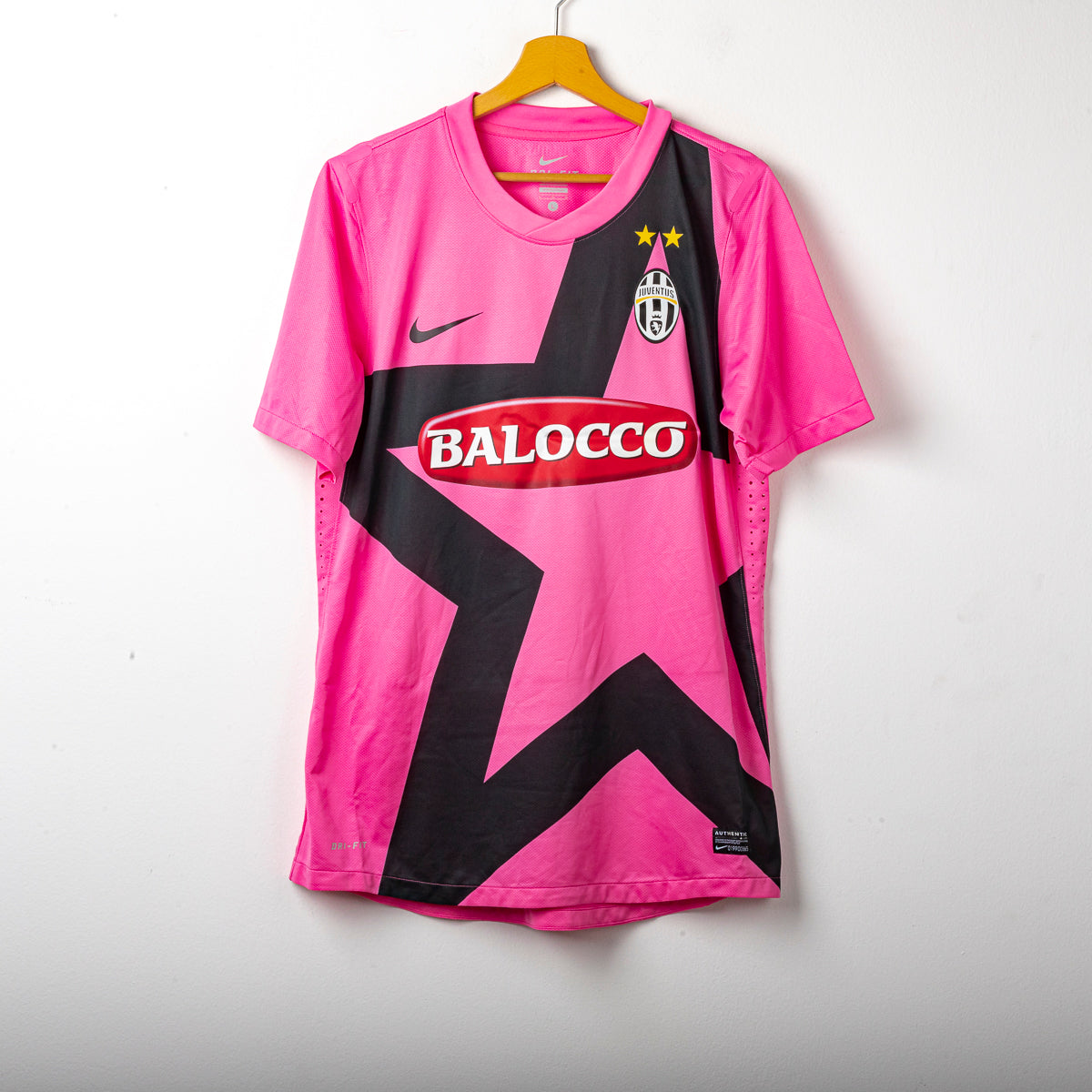 2011/2012 juventus nike quagliarella 18 away jersey