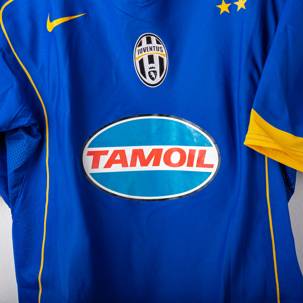 2004/2005 Juventus Nike champions league Zebina 27 away jersey