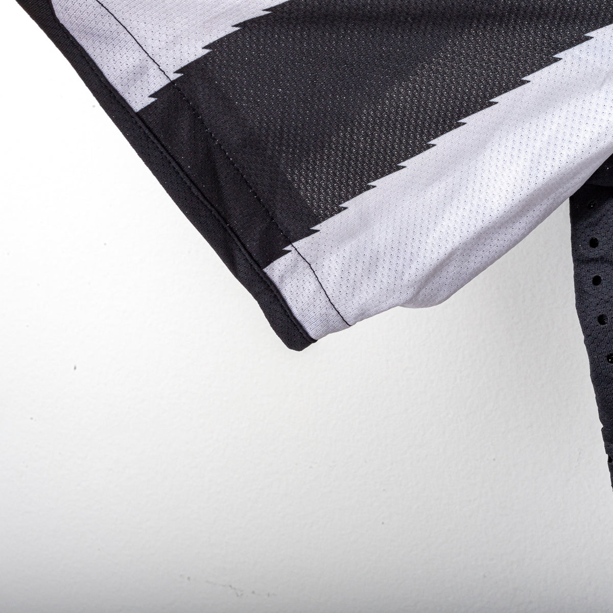 2010/2011 juventus nike amauri 11 home jersey
