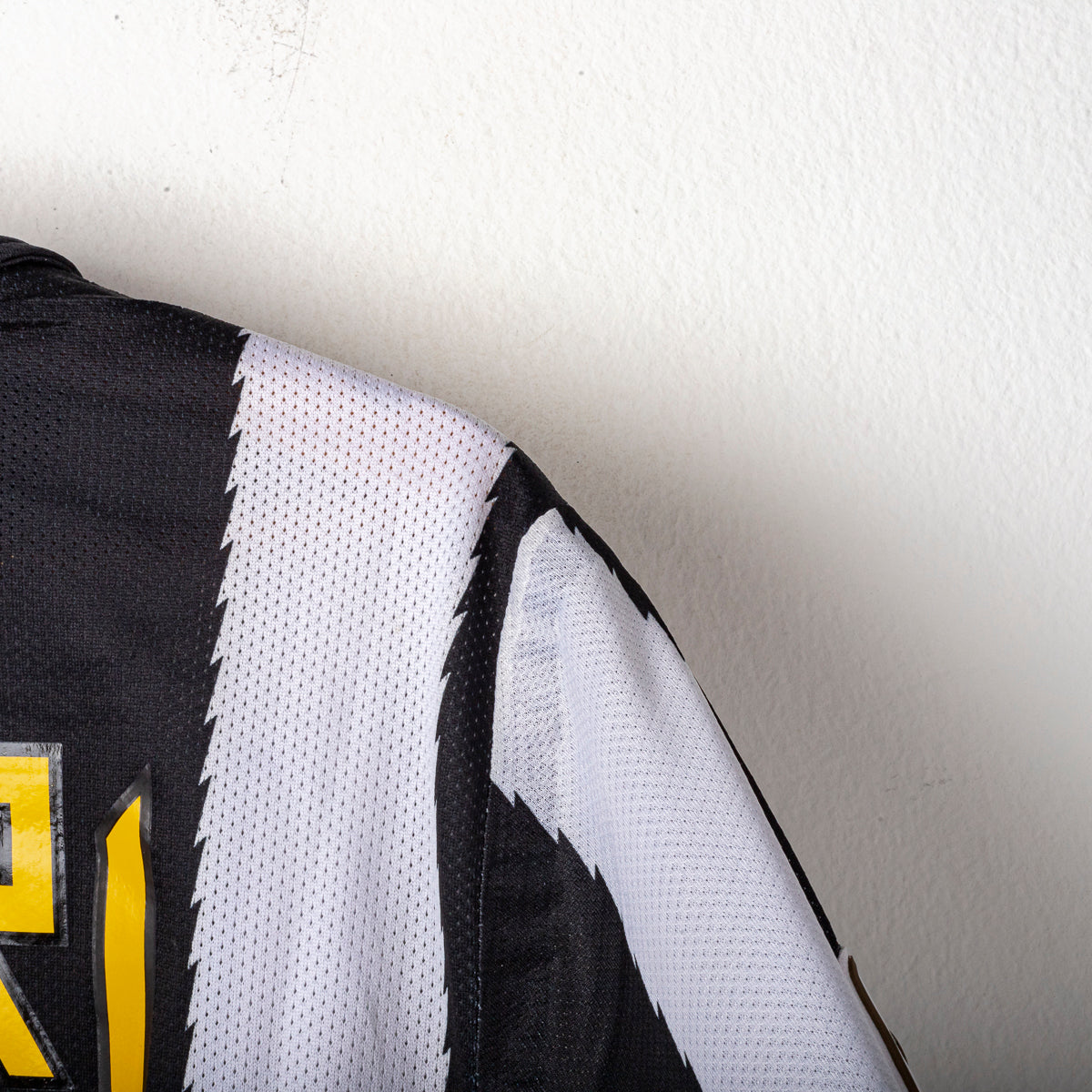 2010/2011 juventus nike amauri 11 home jersey