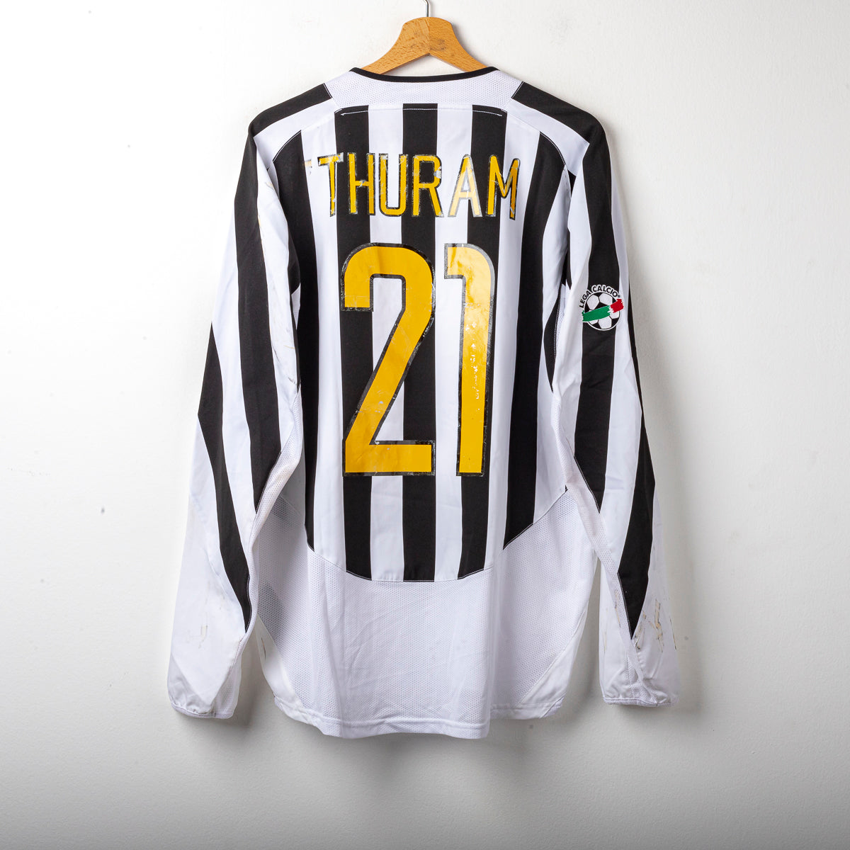 maglia home juventus nike thuram 21 2003/2004