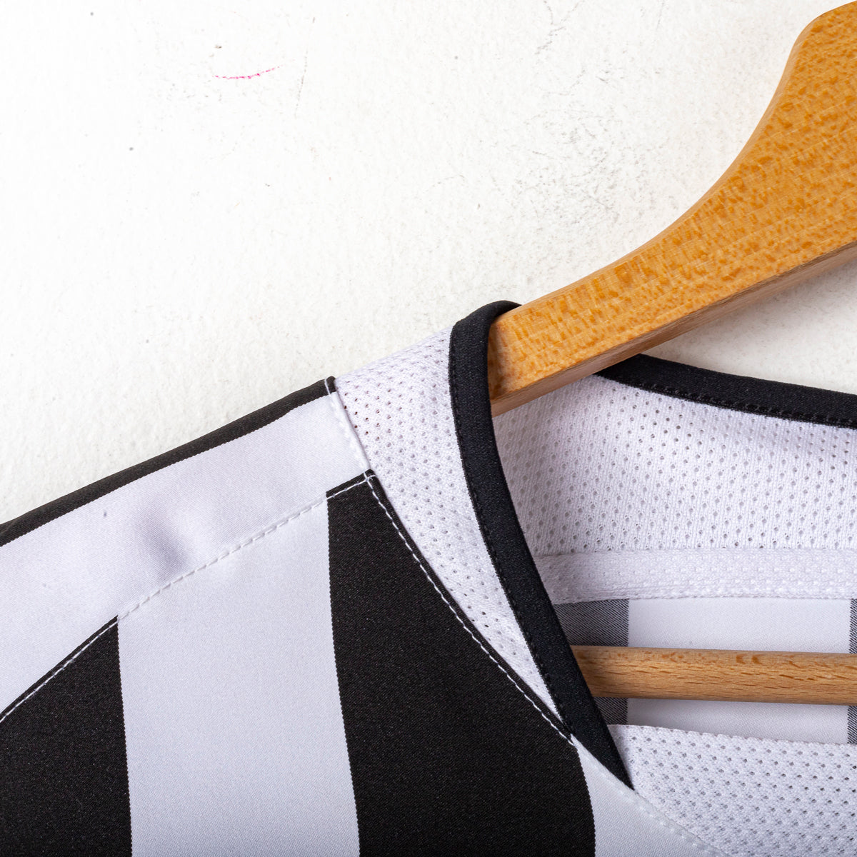 maglia home juventus nike thuram 21 2003/2004