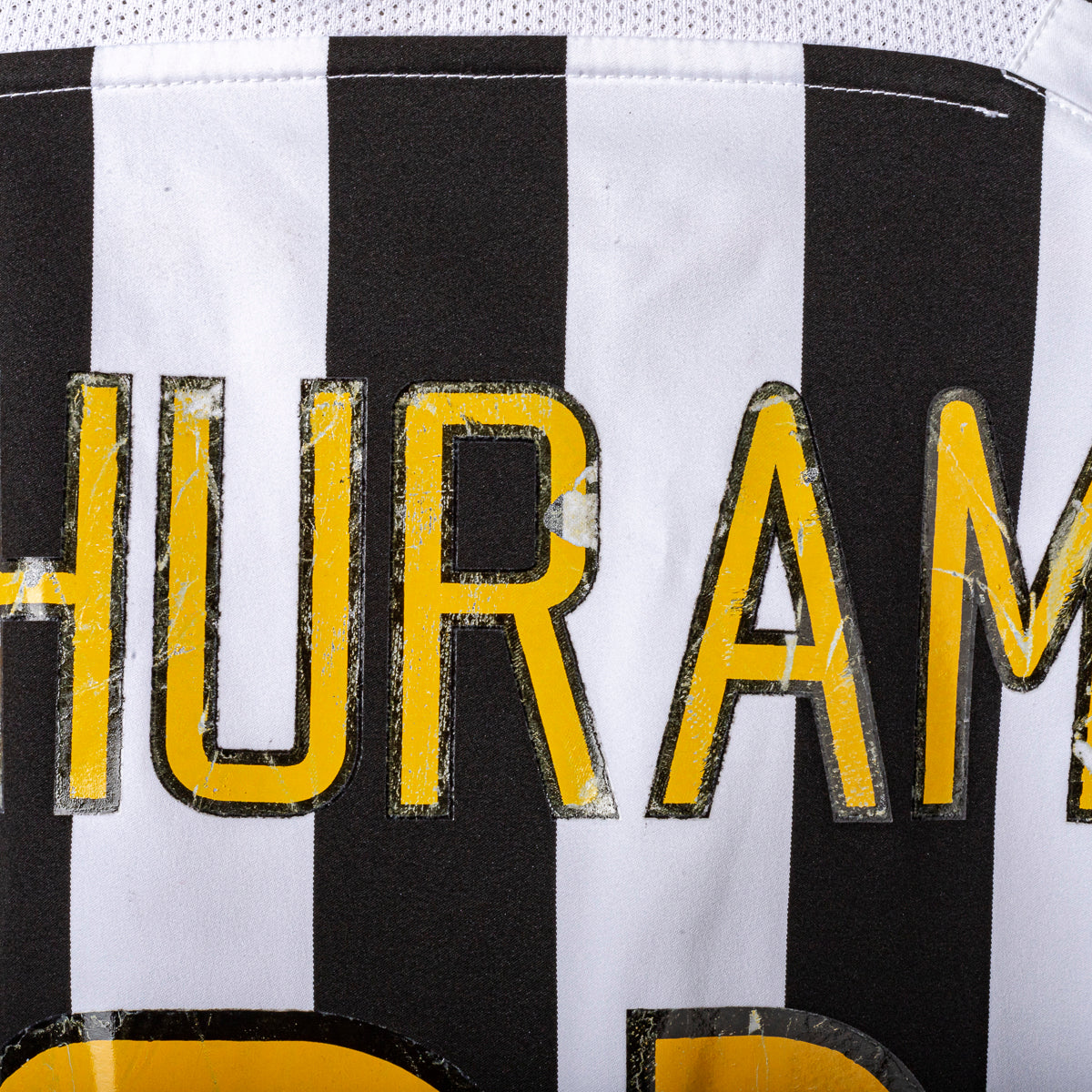 maglia home juventus nike thuram 21 2003/2004