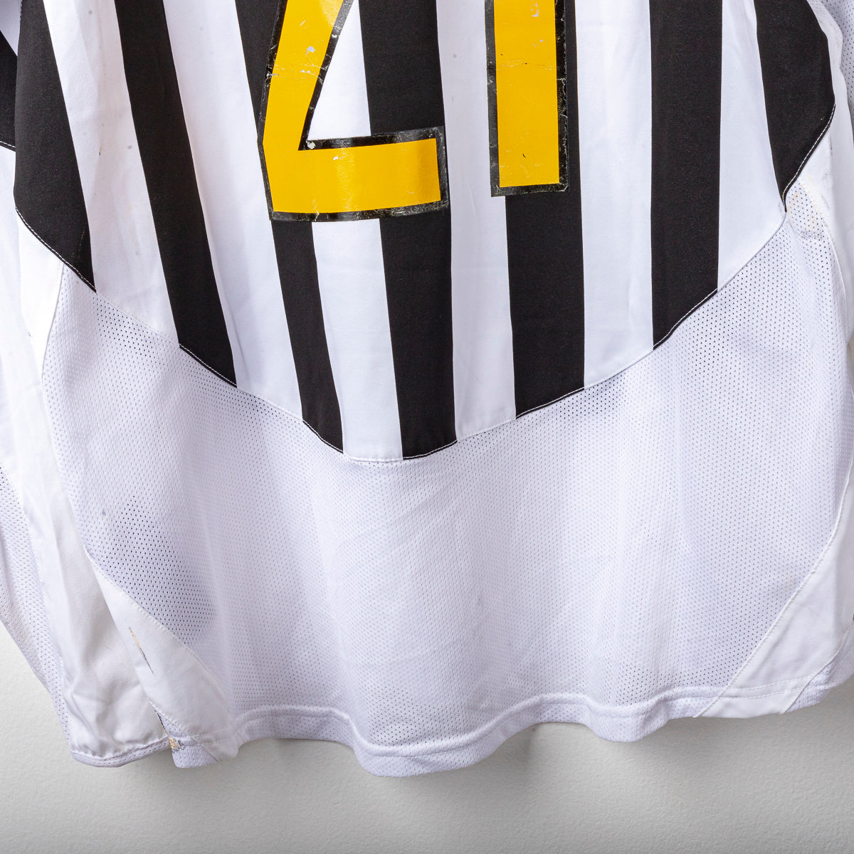 maglia home juventus nike thuram 21 2003/2004
