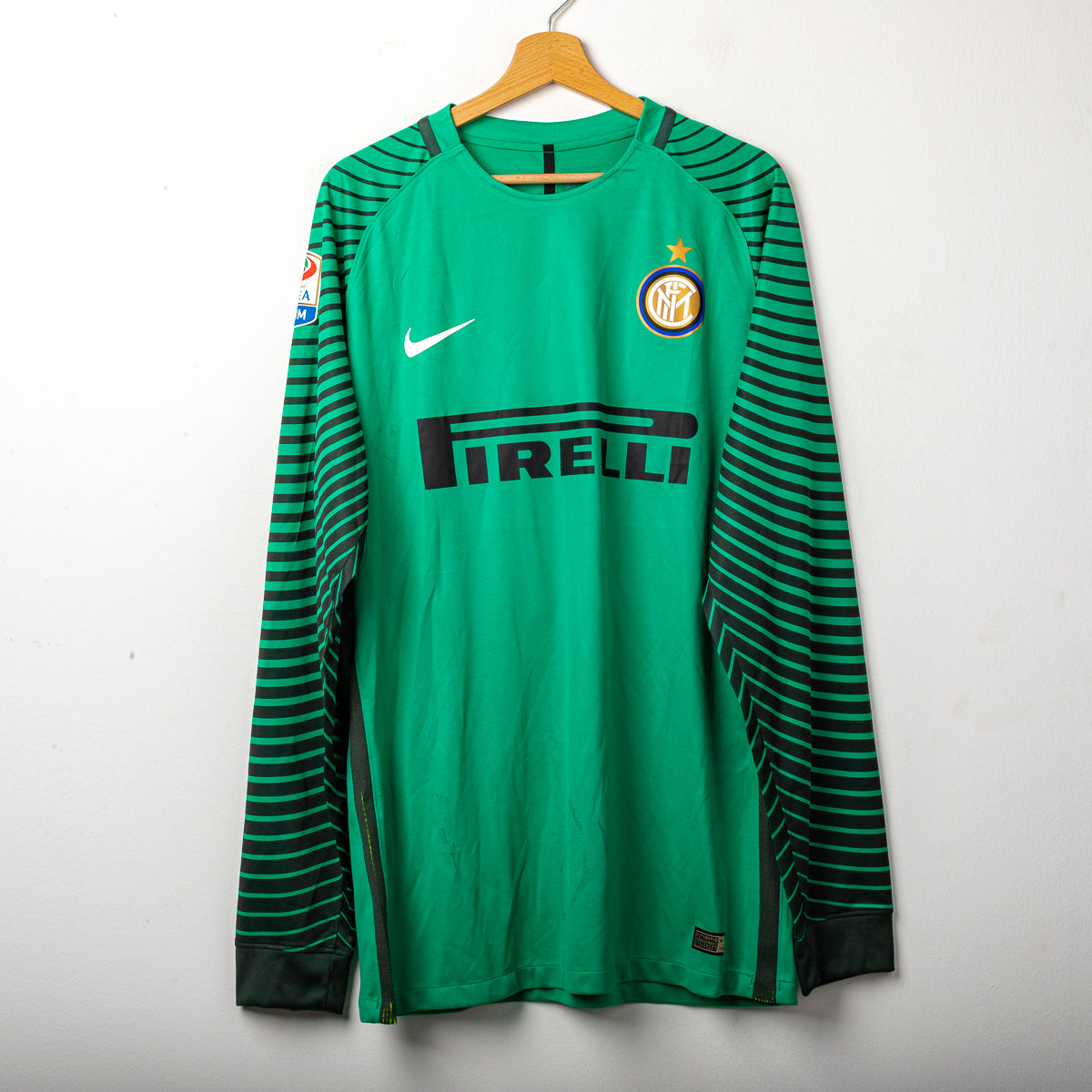 2016/2017 inter nike carrizo 30 goalkeeper jersey