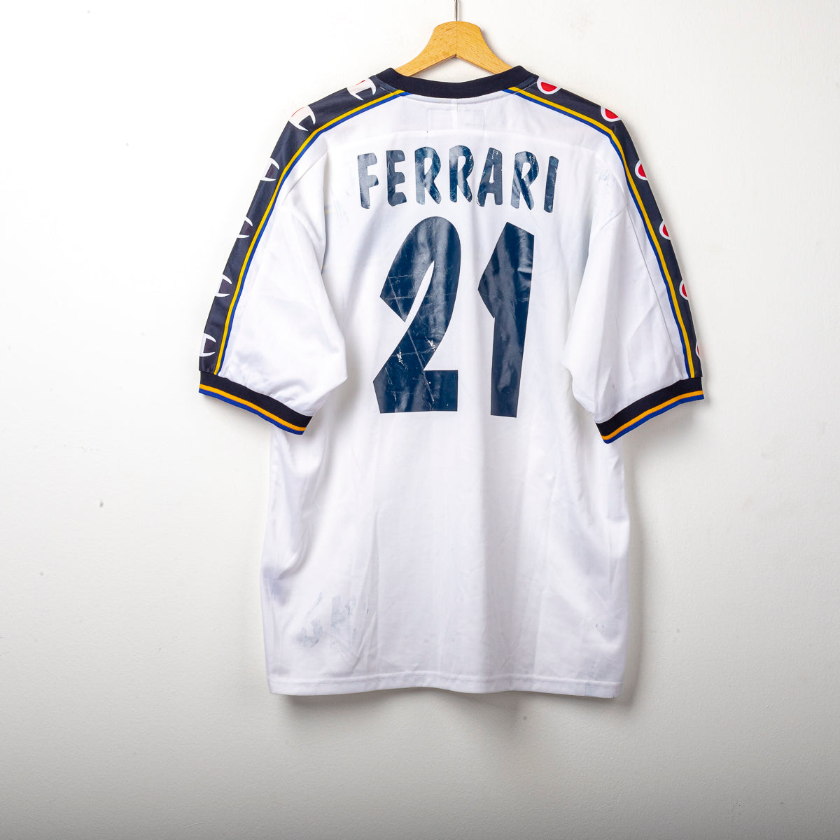 2002/2003 Parma Away Jersey Champion Ferrari 21