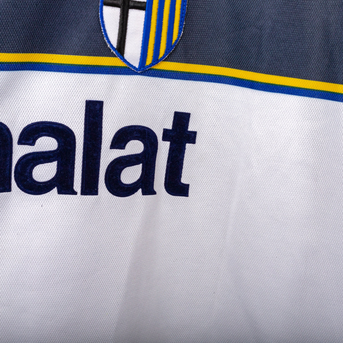 2002/2003 Parma Away Jersey Champion Ferrari 21