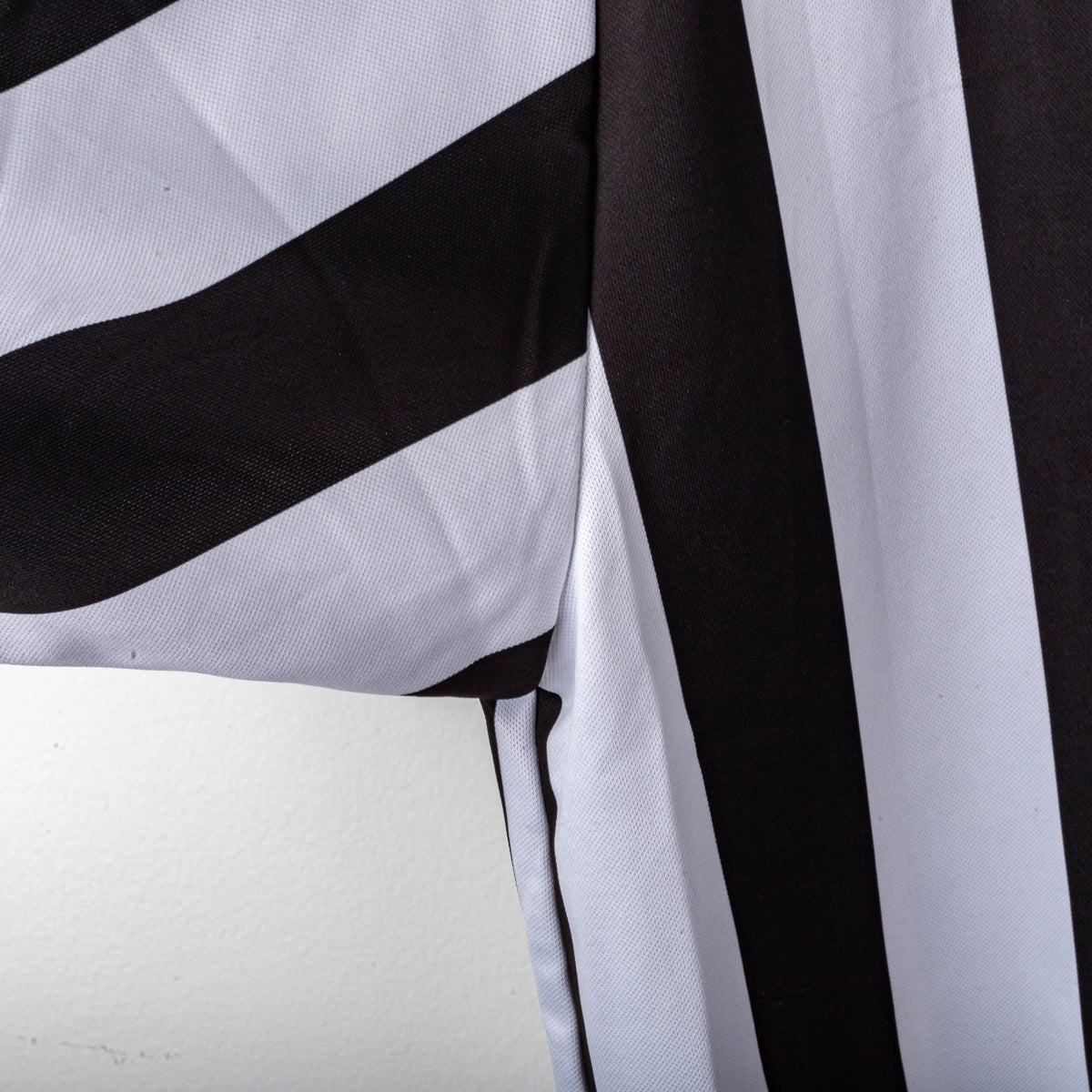 1998/1999 juventus kappa pessotto 17 home jersey