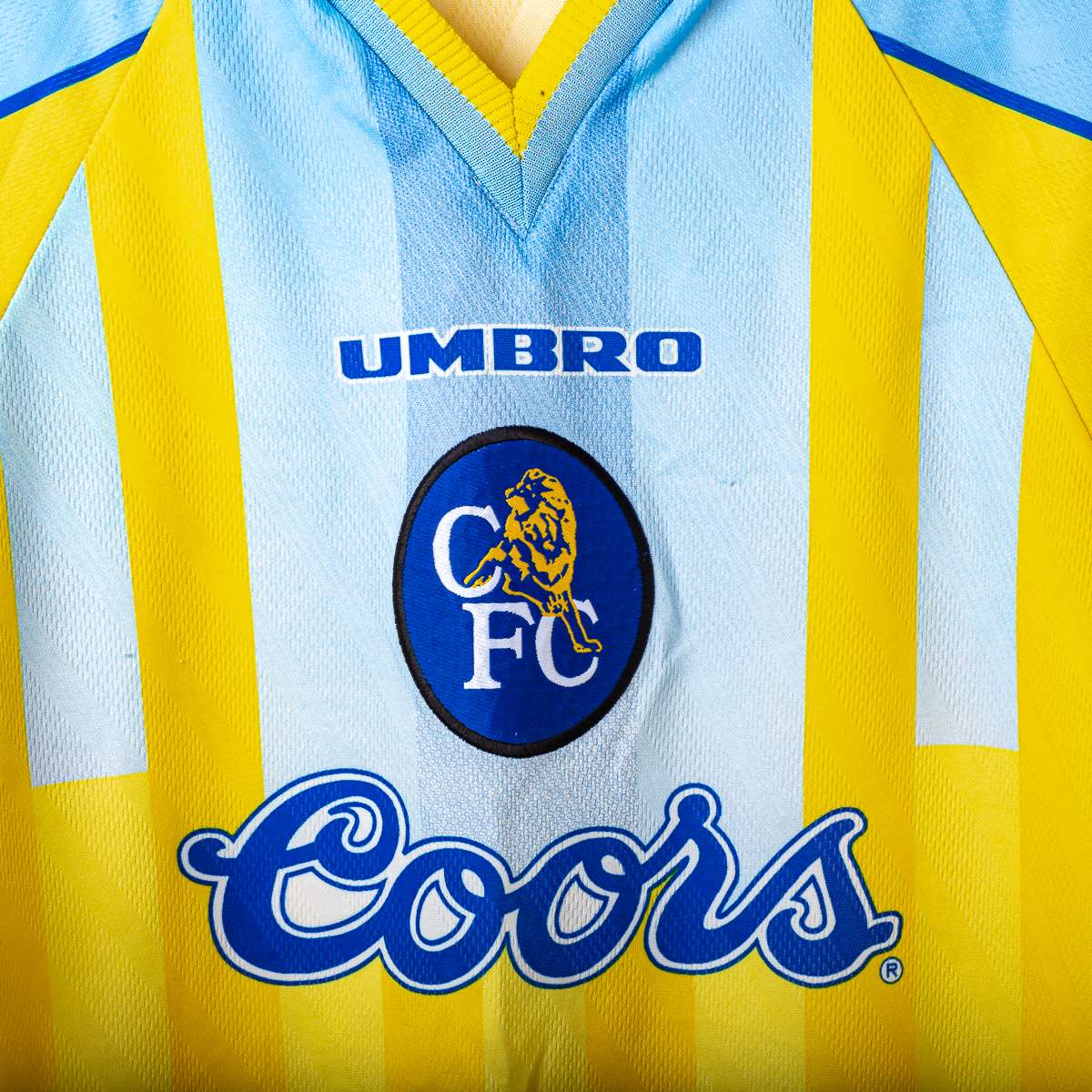 Chelsea Umbro Coors Zola 25 Away Shirt 1996/1997