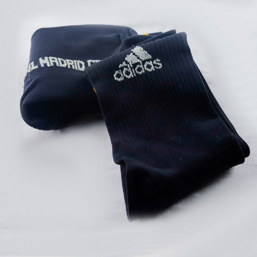 Calzerotti Away Real Madrid Adidas 1999/2000 by ADIDAS - Home (2)