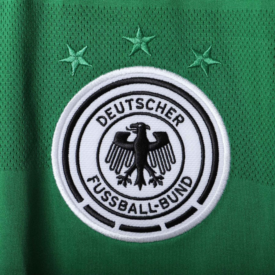 Maglia away Germania Adidas 2012/2013 Schweinsteiger 7 by ADIDAS - Home (7)