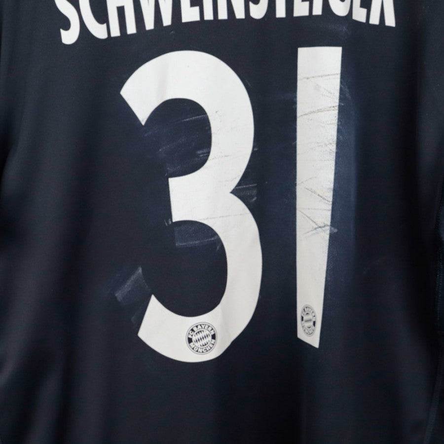 maglia home Bayern Monaco Adidas Schweinsteiger 31 2010/2011 by ADIDAS - Fuoriclasse (5)
