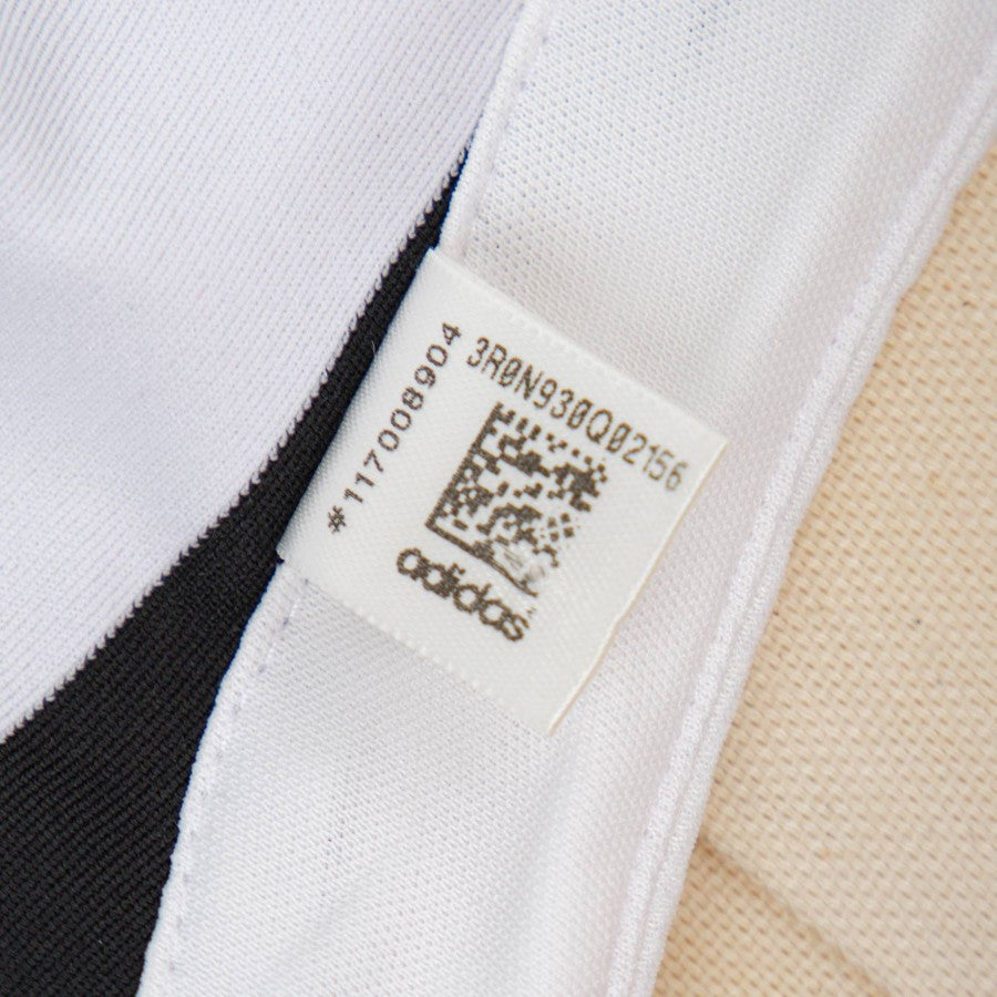 maglia home juventus adidas chiellini 3 2017/2018 autografata by ADIDAS - Home (14)