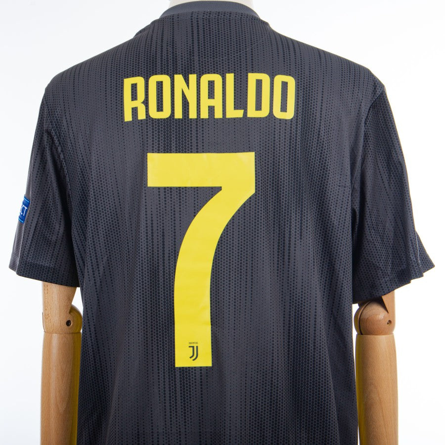 Maglia Third Juventus Adidas Ronaldo 7 2018/2019 by ADIDAS - Home (12)