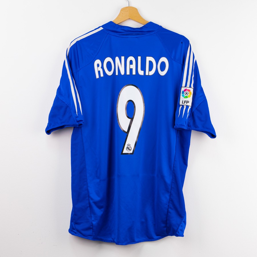 Maglia Third Real Madrid Adidas Ronaldo 9 2004/2005 by ADIDAS - Home