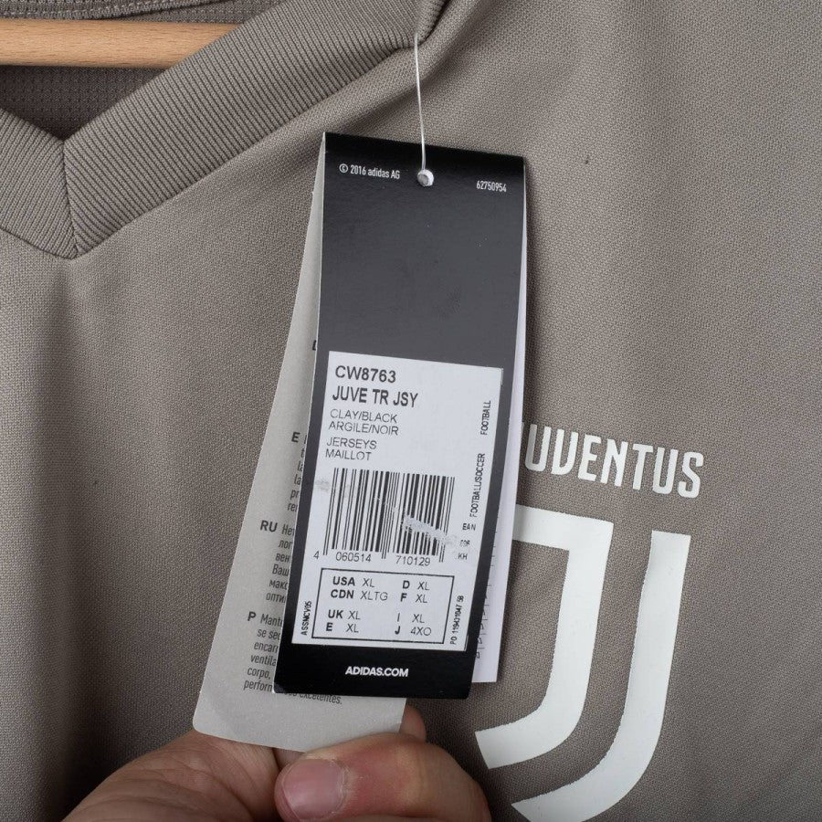T-shirt Juventus Adidas N°7 2017/2018 by ADIDAS - Home (11)