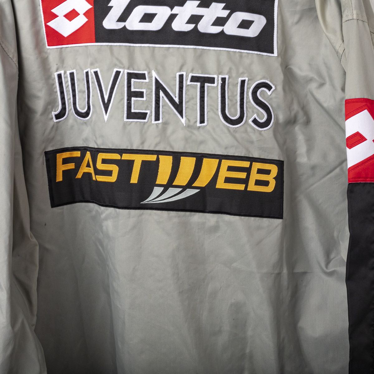 Giacca grigia juventus lotto fastweb 2002/2003