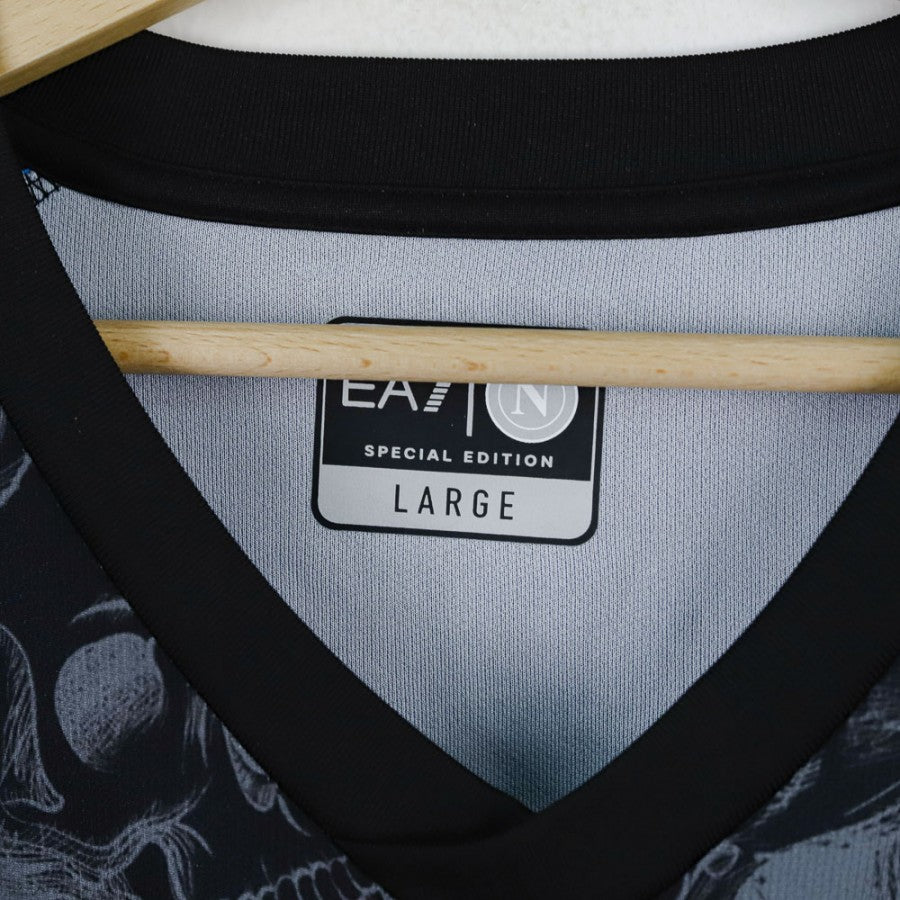 Maglia Halloween Napoli Ea7 Di Lorenzo 22 Autografata 2023/2024 by EA7 - Home (10)