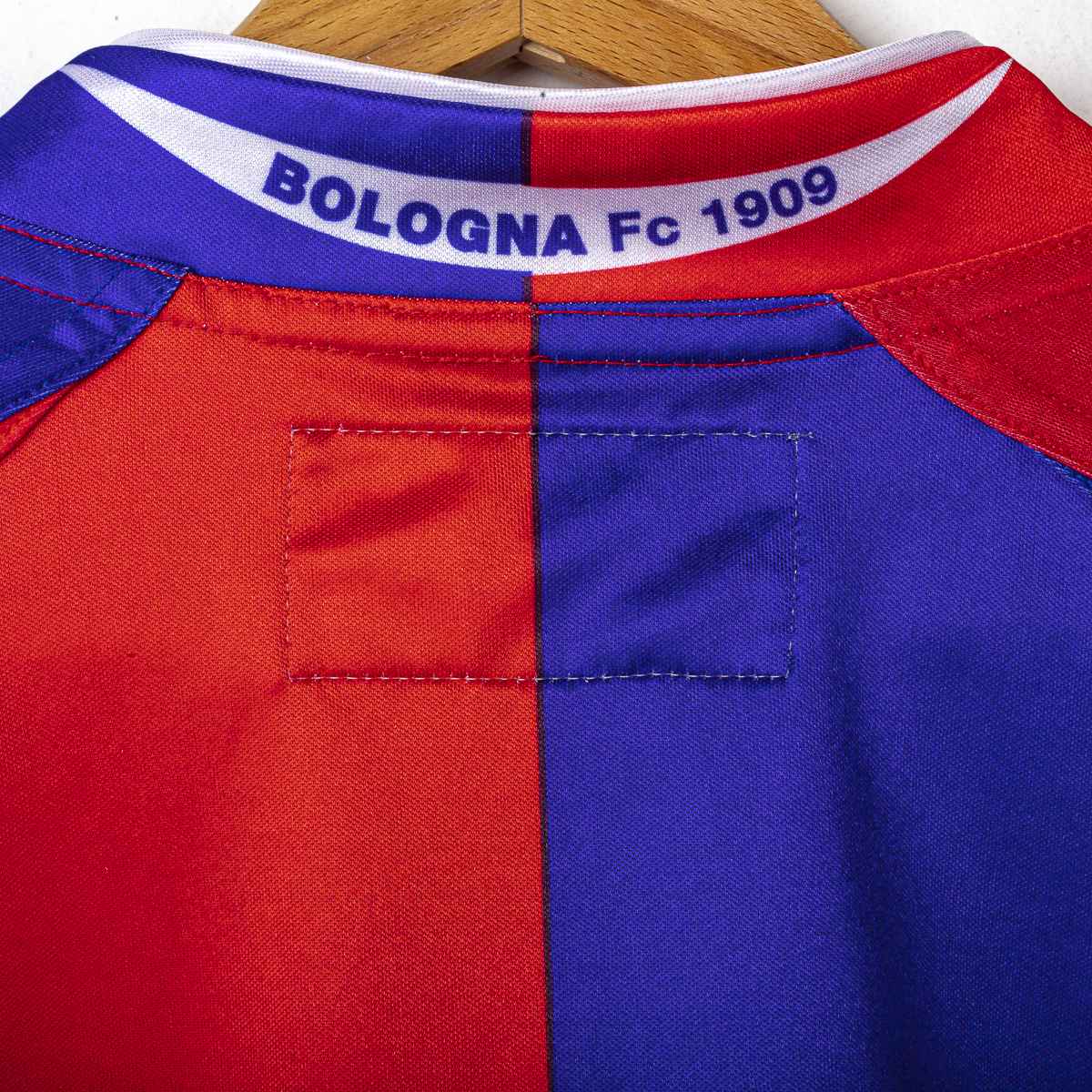 Bologna Macron Amica Chips 2004/2005 Home Shirt